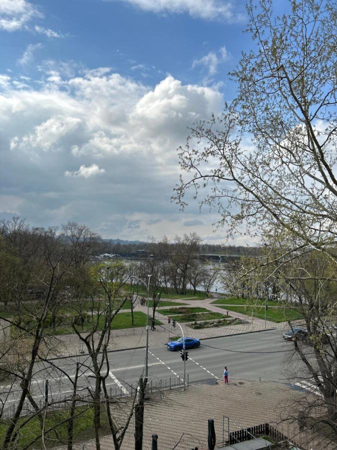 Апартаменты На Русановке Kyiv Exterior photo